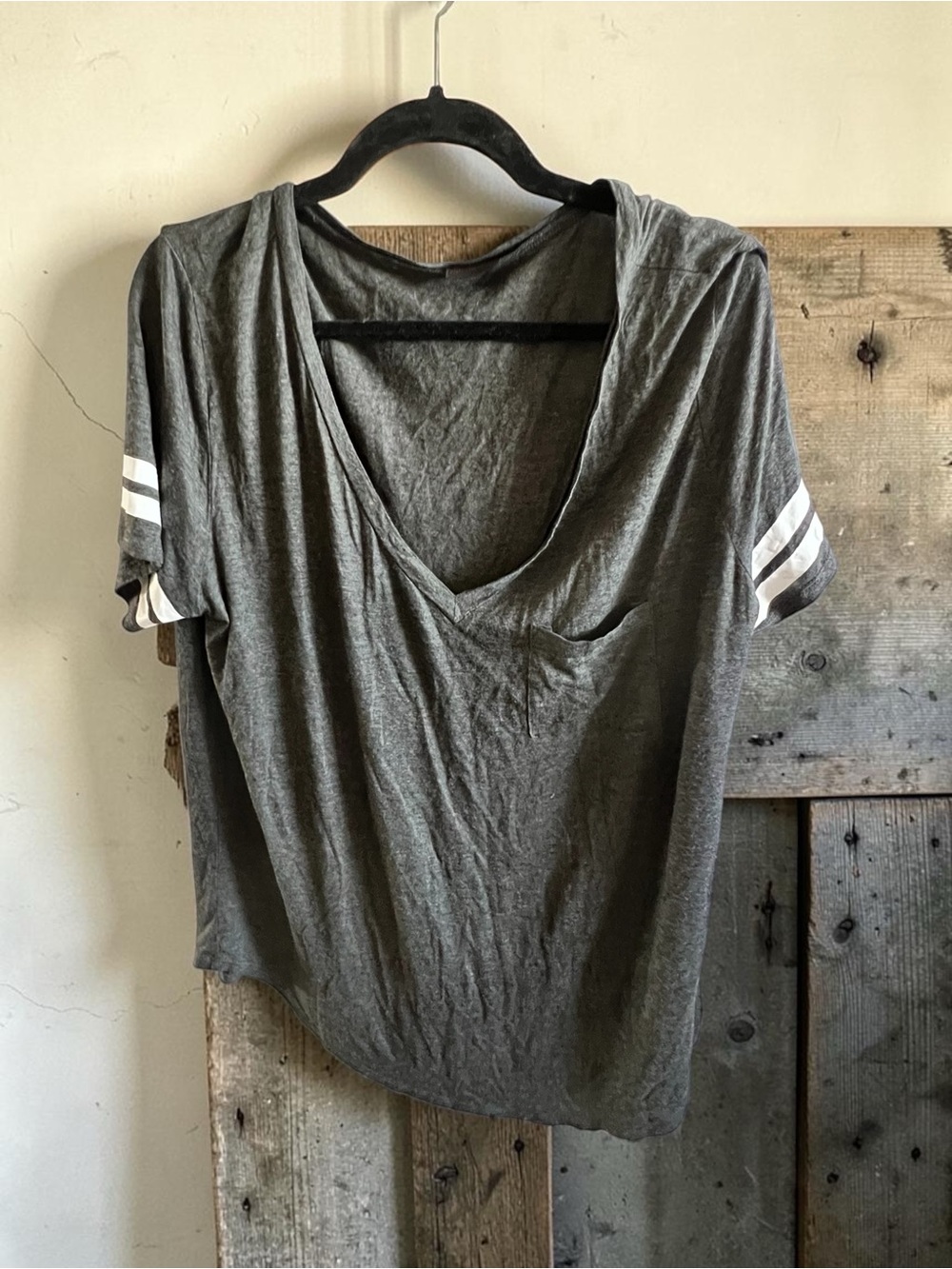 Women’s Relaxed V-Neck Pocket Tee in Charcoal with Stripe Sleeves